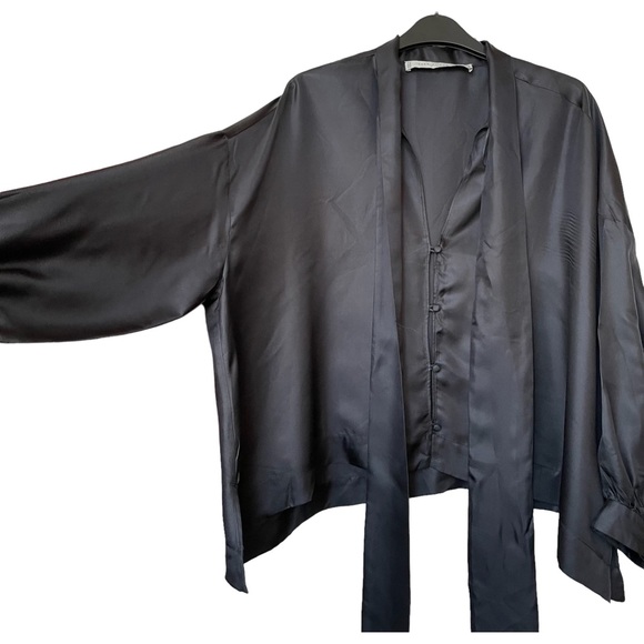 Zara silk boxy bow blouse size M - Picture 9 of 9